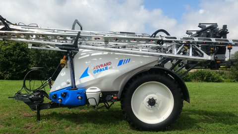 Cette version de rampe aluminium sera disponible à partir de Janvier 2022. Evrard